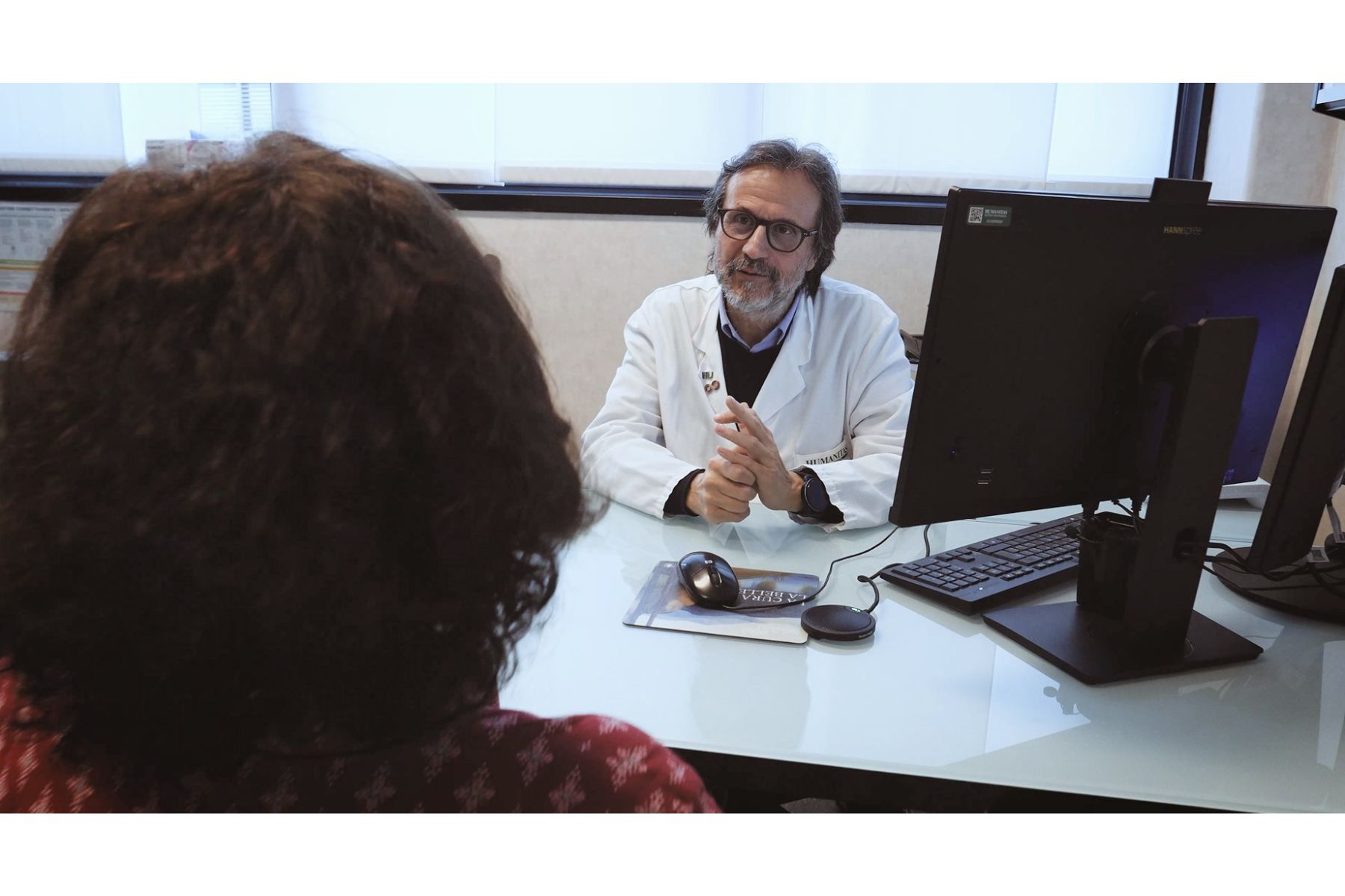 In Humanitas arriva l’AI che aiuta i medici durante le visite. Così l’assistente virtuale compila il referto